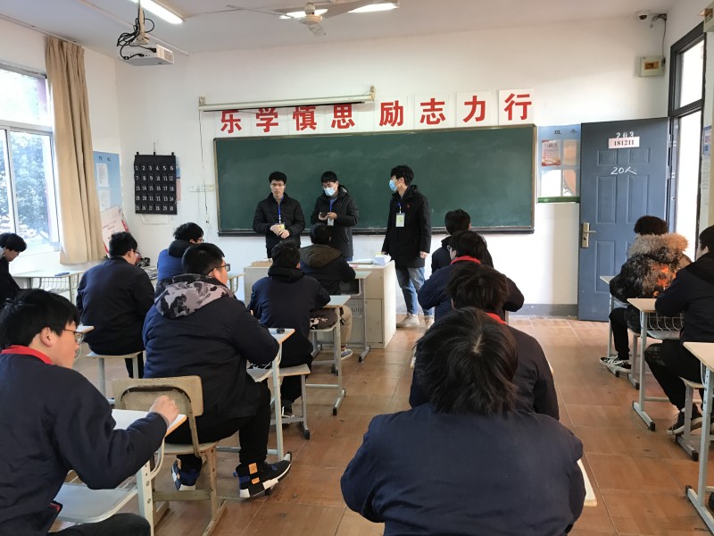 机械工程学院高职数控专业技能鉴定顺利完成