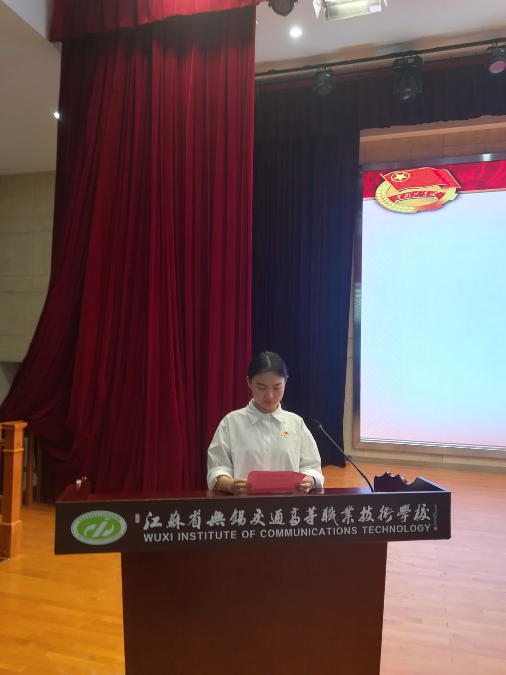 1557401707686004531.png 徐帆.png