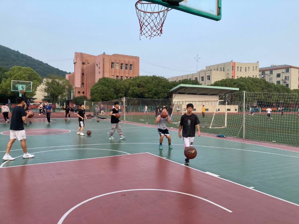 1602570142563013723.jpg 1602570142563013723.jpg