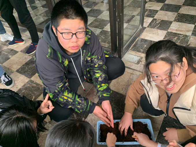 积极响应“劳动教育”,国学堂小菜园正式启动