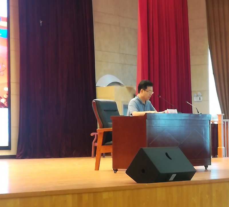 交通工程学院组织2019级新生入学教育 及参观实训中心活动